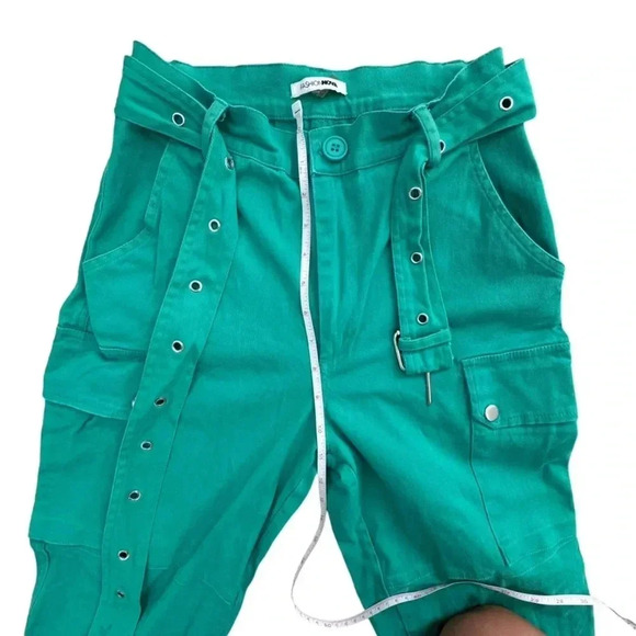 Cargo Green Pants with Belt, Pocket and Cropped/ Full Length High Waisted Jogger - Picture 13 of 15